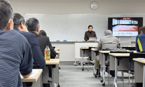 鈴木あるの先生講演会の風景